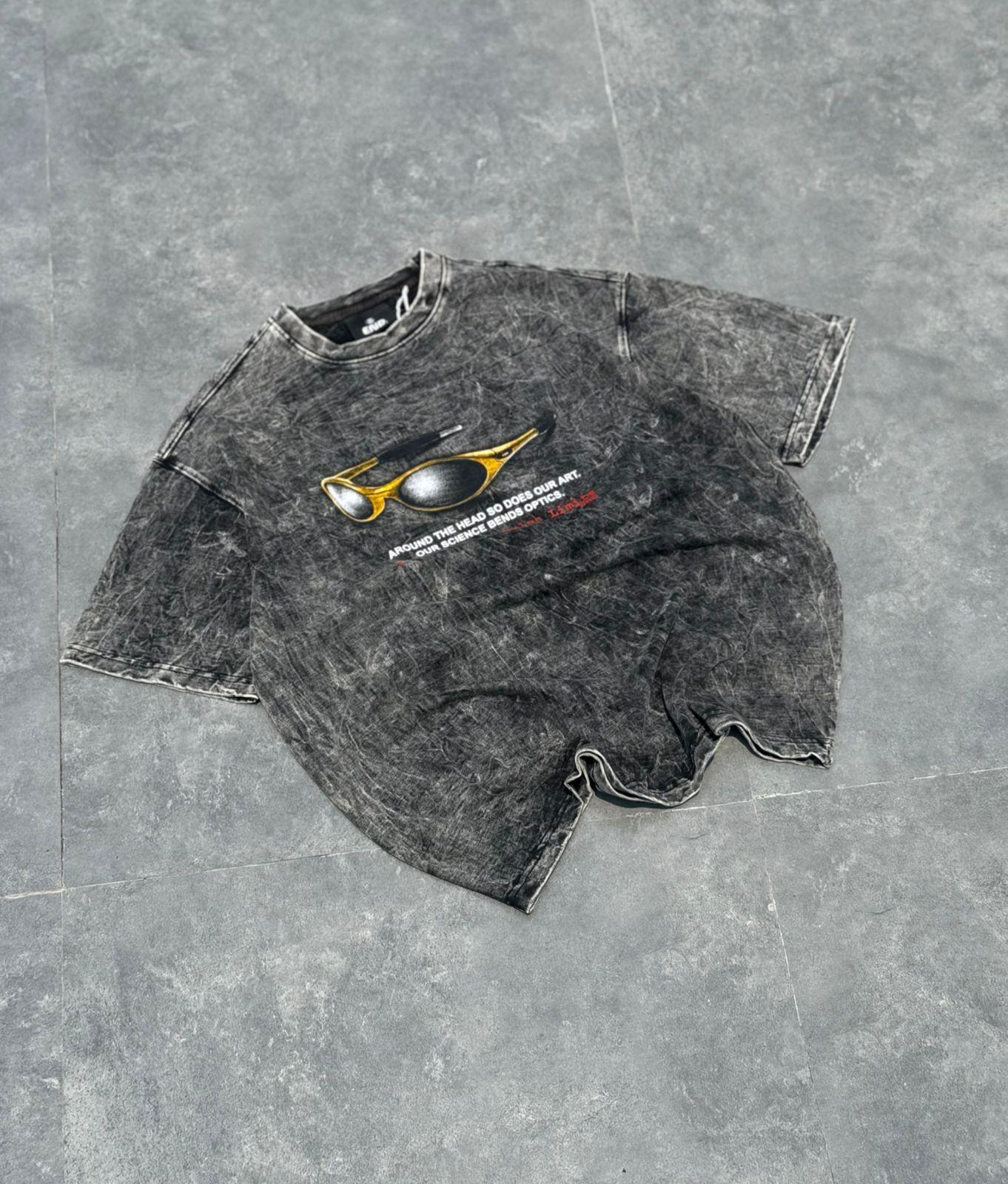 Stone Wash Graphic Tee unisex oversized- black - Image 1