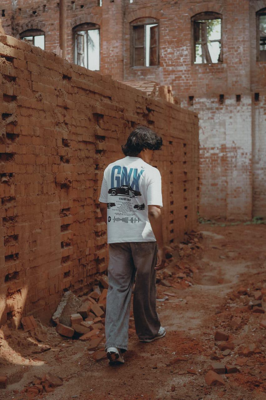 GNX Graphic Tee Unisex Oversized - Image 1